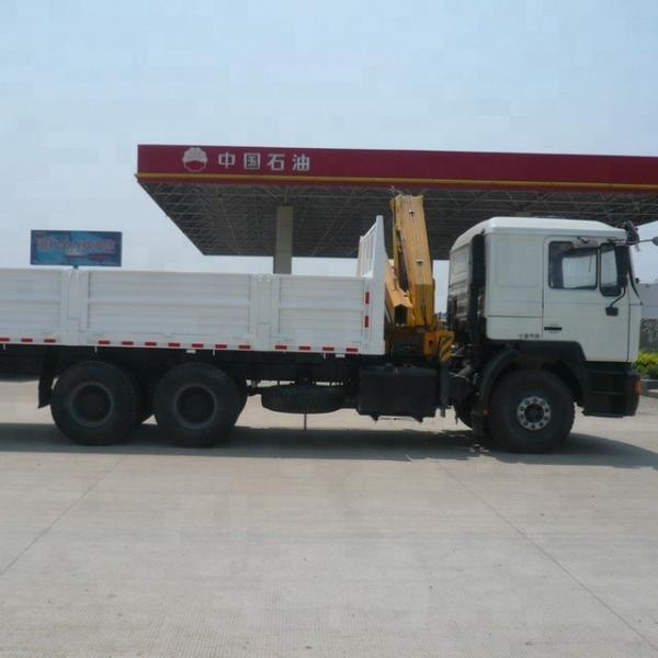 SQ10ZK3Q 10T Truck Mounted Knuckle Boom Cranes With Folding Arm 160L Oil Tank