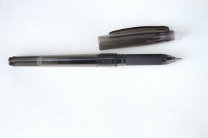 China No Residue Heat Sensitive Ink Erasable Gel Pen For School Student on sale