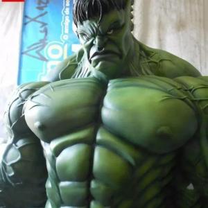 Quality Street Custom Fiberglass Products Real Resin Marvel Figure Statues for sale