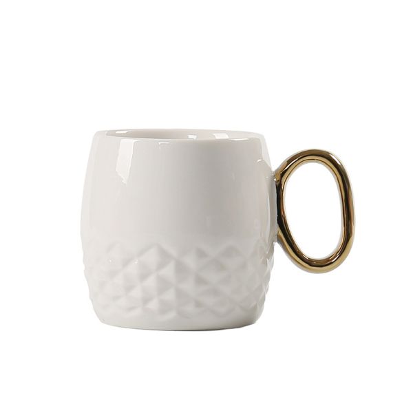 Funny Pineapple Shape Ceramic Coffee Mugs Porcelain Black White With Gold Handle Plated