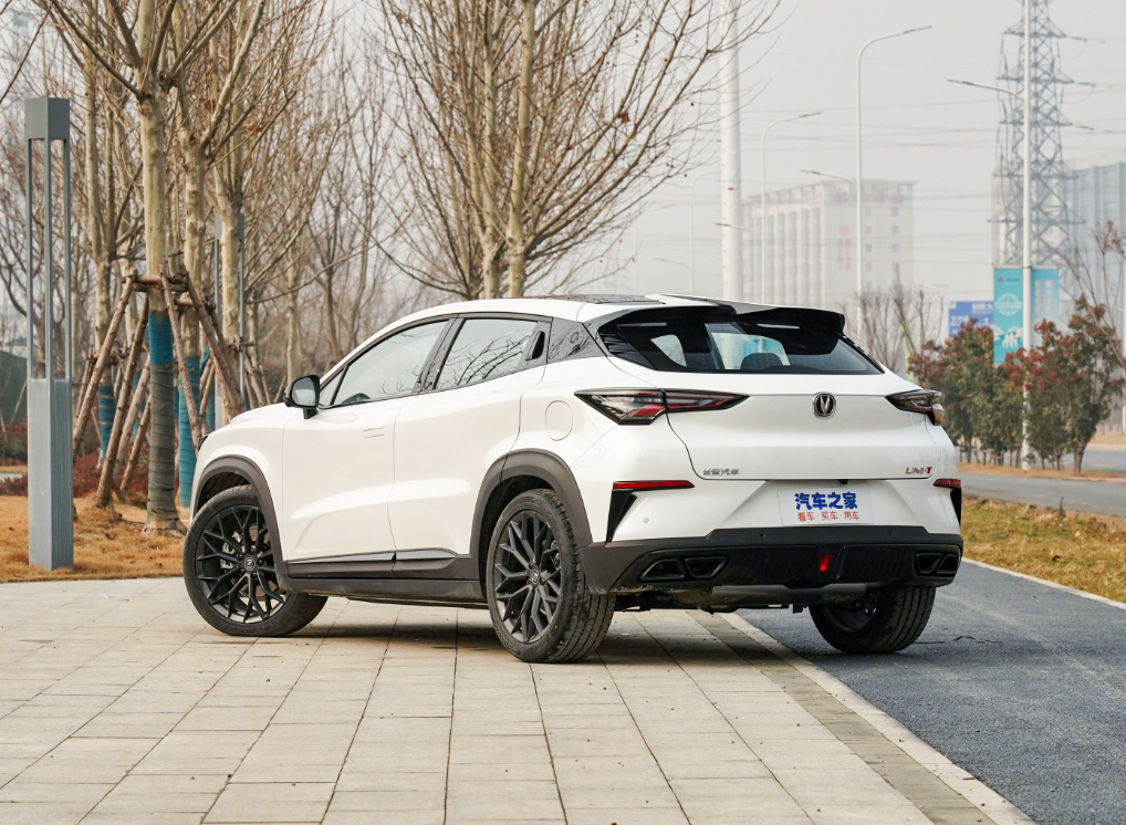 Changan Uni-T 2023 EV 2.0T Hybrid SUV Second-Hand for Choice Left Steering Multiple Colors