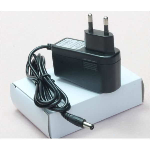 4.2V 12.6V 16.8V Li Ion 18650 Battery Charger / Lead Acid Battery Charger With Green Turn Light