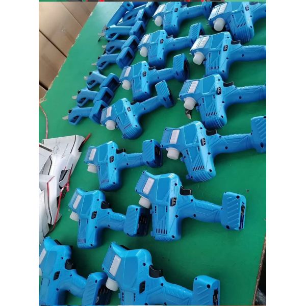 2021 Portable 7 inch Electric Chainsaw Cordless Mini Battery Chainsaw with Brushless Motor