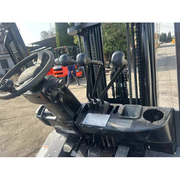 Used Toyota forklift, Toyota fuel forklift, Used Toyota gas forklift ，from Japan