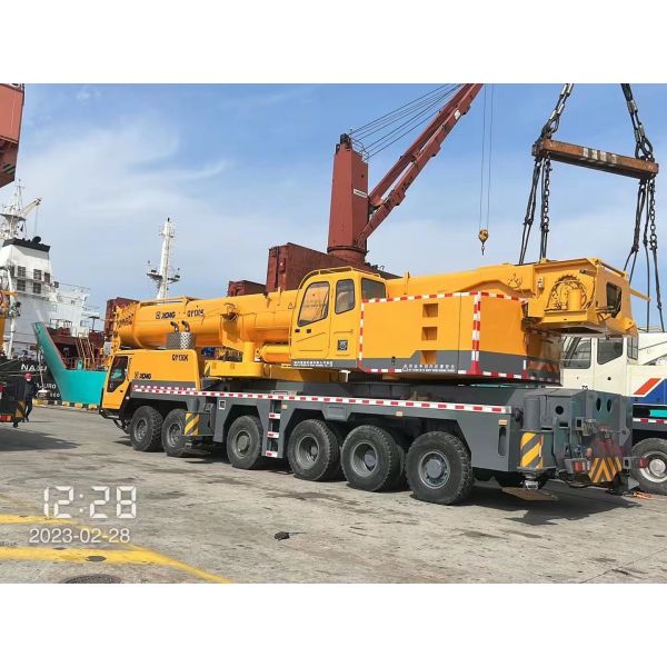 QY130K Refurbished Truck Mounted Crane 130 Ton Xcmg Mobile Crane