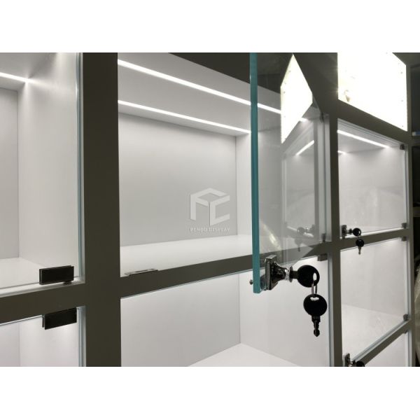 Glass Cases Jewelry Shop Furniture MDF 16mm Thick 1000mm High