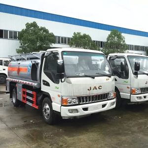 Quality 5 Ton Small Oil Fuel Tank Truck 90km/H 5000L JAC Carbon Steel for sale