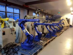 Quality 25kg Payload GP12 Electric Used Yaskawa Robot 6 Axis Industrial Robotic Arm for sale