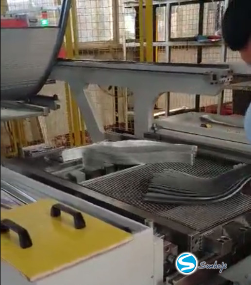 Stable Performance Aluminum Radiator Core Assembly Machine Adjustable Running