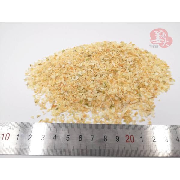 NO GMO 30*40mm Baked Dehydrated Minced Onion