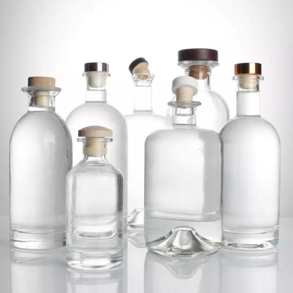 Custom Color 750ml Transparent Round Wide Mouth Glass Liquor Bottle for Wine Vodka Gin