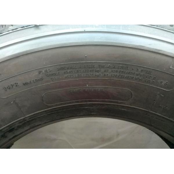 Four Rib Grooves 9R 22.5 Tires Better Wet Grip Performance For All Position