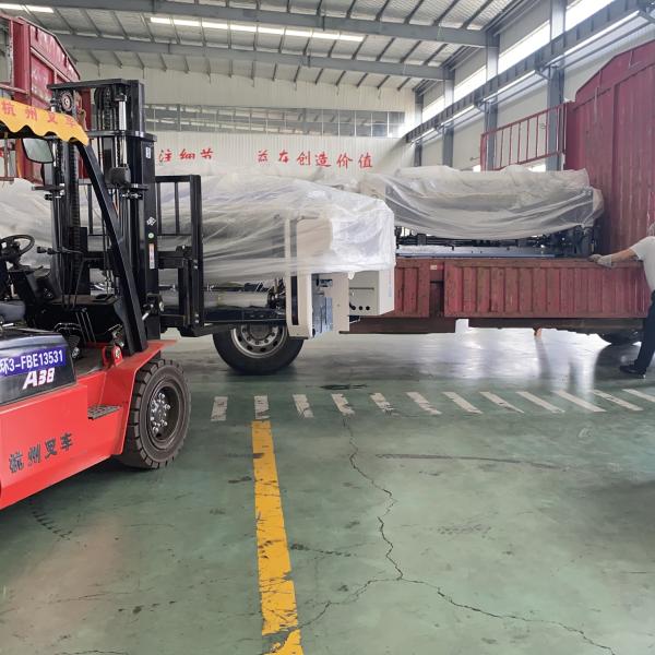 High Speed High Denisity Water Jet Weaving Loom with Cam Shedding