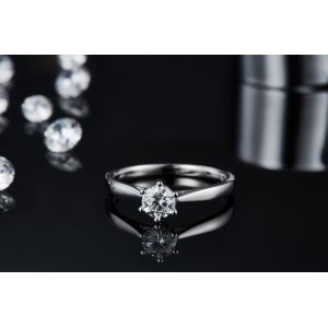 Minimalist Wedding Jewelry 9K Silver Ring Round Cut White Moissanite CZ