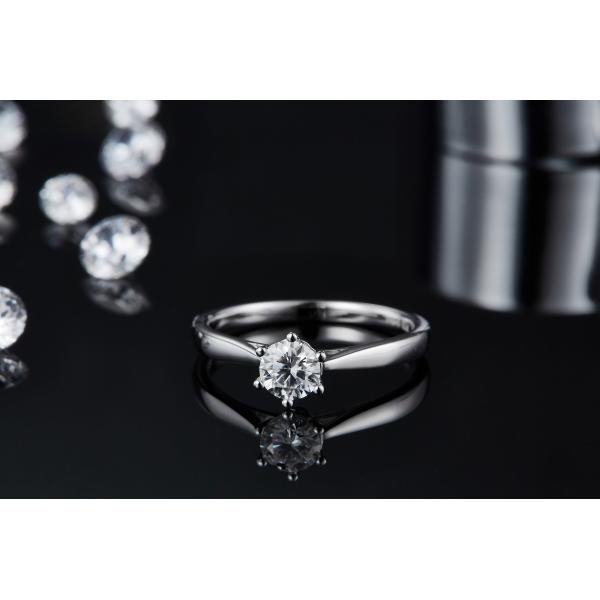 Minimalist Wedding Jewelry 9K Silver Ring Round Cut White Moissanite CZ