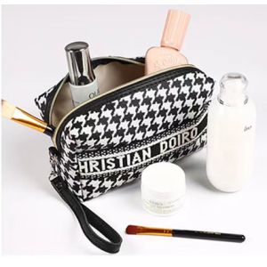 China Zipper Canvas Cosmetics Storage Bags Makeup Bags on sale