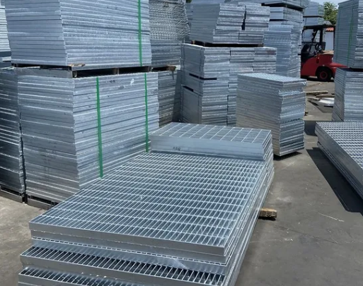 HDG Anti-Slip International Standard Steel Grating for Steel Platform/Walkway Mesh Panel/Flooring High Quality Carbon Steel Weld Bar Metal Grate