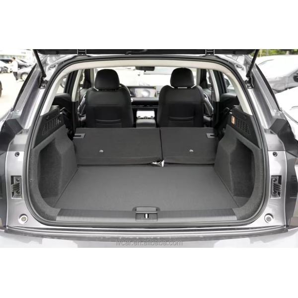 Left Steering Driving Type Neta U Nezha U-II 400 500 Pure Electric SUV for Adult