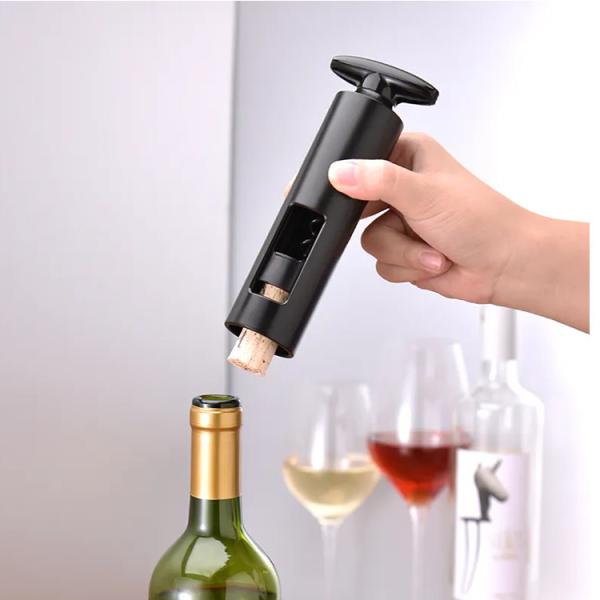 1 Year Warranty Adult Wine Bottle Opener Durable And Easy To Use Kit With Pourer And Stopper
