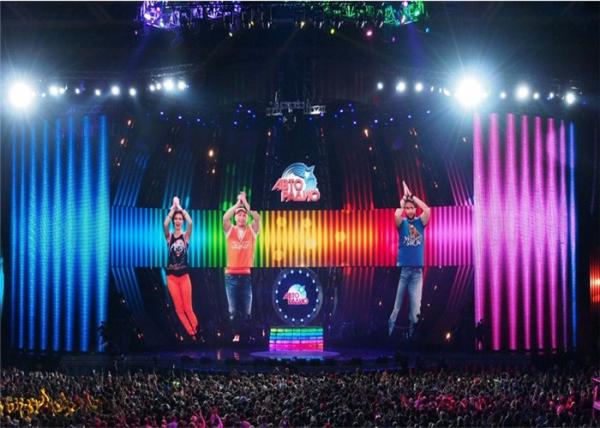 P1.6 Indoor HD LED Video Walls , SMD1010 Large Screen Display Solutions with 14bit Gray Grade