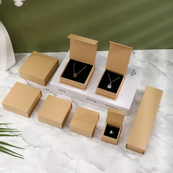 Rigid Jewelry Paper Box Stylish Magnetic Closure Jewelry Box Multipurpose