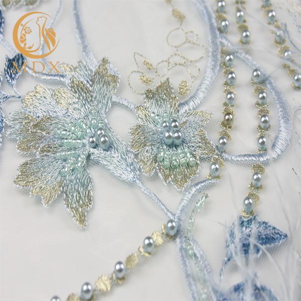 Exclusive Bridal 3D Embroidery Lace Fabric 135cm Width Knitted With Feathers