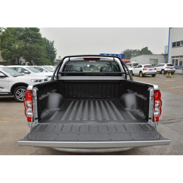2.0L Diesel Heavy Duty Pickup Trucks , 95kw 5 Seat Pickup Truck