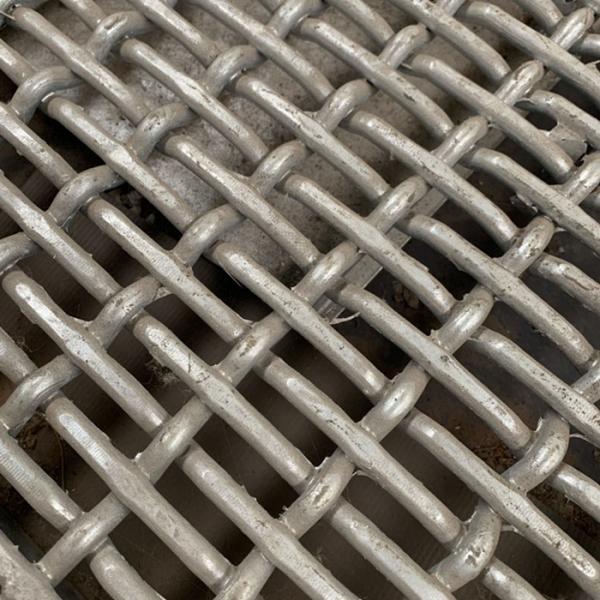 Galvanised Steel Pig Mesh Flooring / Farrowing Crate Flooring For Pig Breeding House