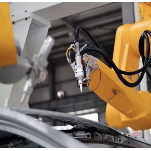 Welding Industrial Robot Software Automatically Generating Curves From Arm Edge