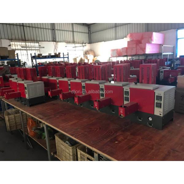 High Quality Hot Melt Coating Glue Machine Automatic Made in China