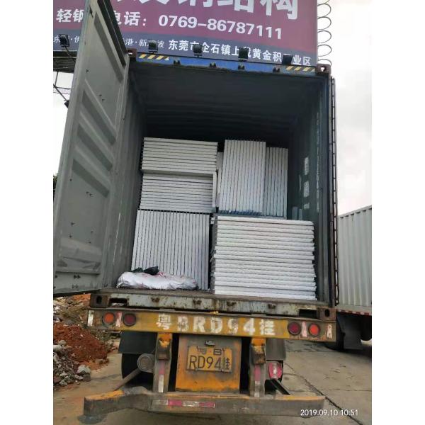 C Section Purlin Building Steel Frame With Heat Insulation Sandwich Panel And Roofing