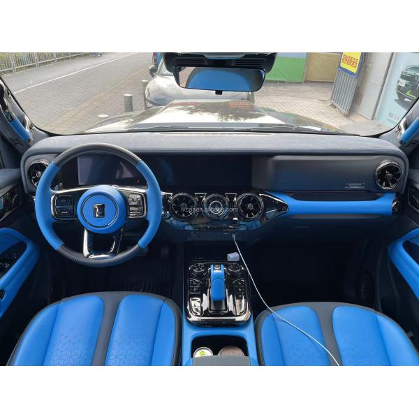 GMW Tank 300 2.0T Large Off-Road SUV with 2750MM Wheelbase and 227PS Maximum Power