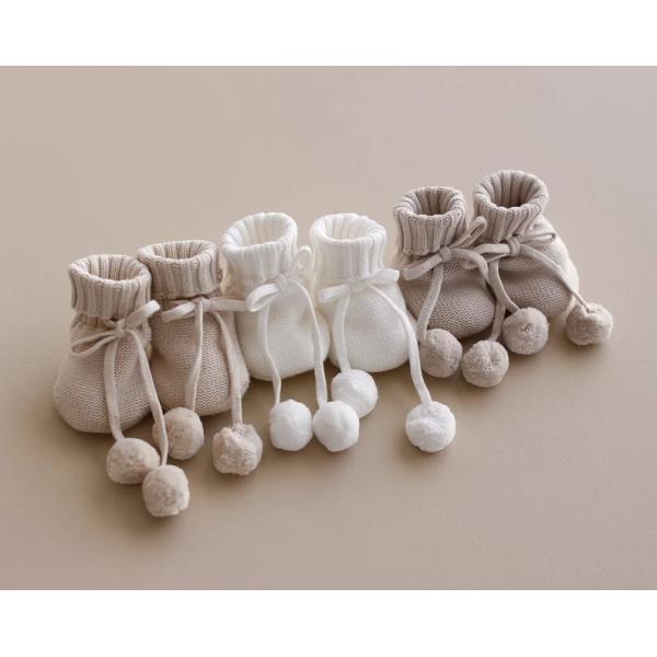 Y-Z Custom Design Unisex Baby Booties Breathable Cotton Knitted Soft Shoes with Pom Pom Cute Newborn Booties Pack of 200 Pairs