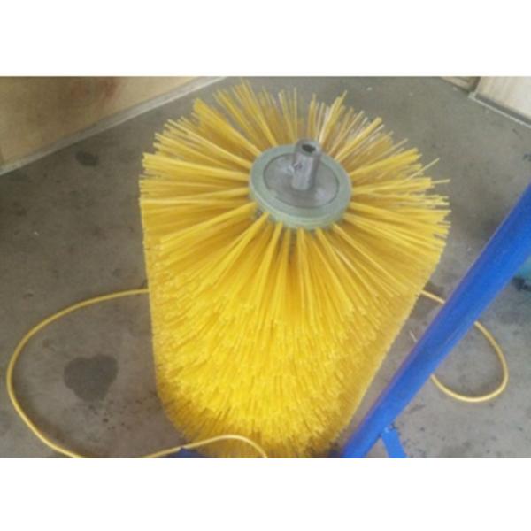 Farm Cattle Scratching Brush , Nylon Cow Cleaning Brush Customized Size
