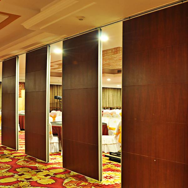 Banquet Hall Movable Partition Walls Soundproof MDF Interior Sliding Wooden Door