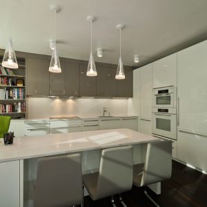 High Gloss Acrylic Kitchen Cabinet L Shape Kitchen Island Table