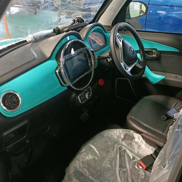 Powerful Small Hybrid Car Intelligent 4 Wheel Electric Car For Adults