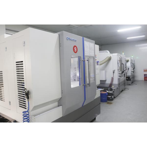 Energy Efficiency Horizontal Injection Molding Machine For Baby Wide Neck Bottle