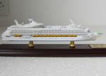 Holland Yacht Toy Cruise Ship Model With Single Piece Assembly Anchor Material