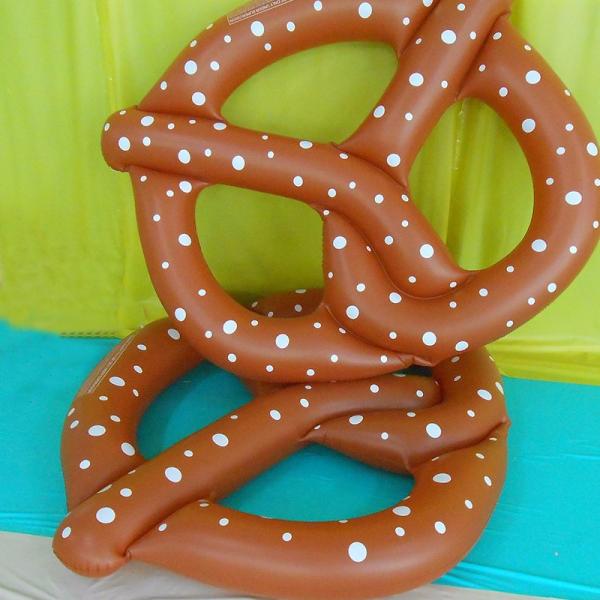 Funny Inflatable Pretzels Pool Float Pool Swimming Floating