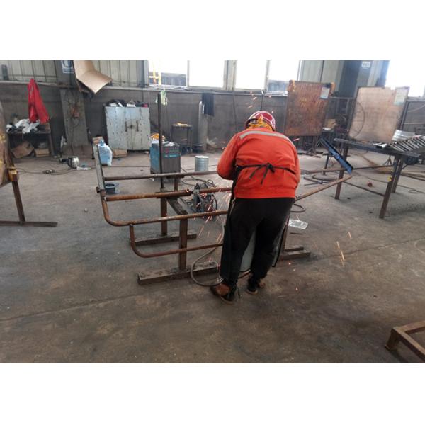 Hot Dip Galvanized Treatment Pig Farrowing Crate Farrowing Pen With Slat Flooring