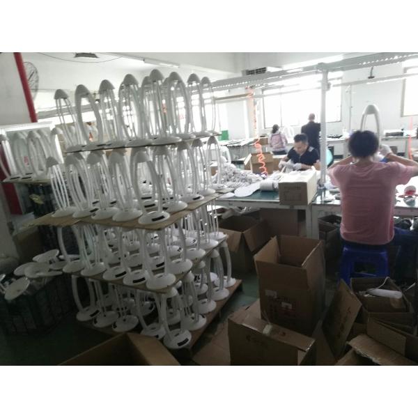 360 Degree Remote Control UVC Germicidal Lamp 220V / 110V AC Input Voltage