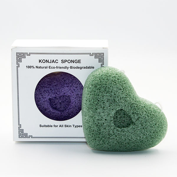 100% Natural Reusable Facial Konjac Sponge Off White Heart Shaped Bath Sponges