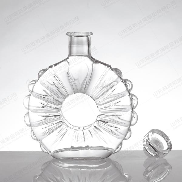 700ml Glass Vodka Bottle with Clear Round Shape and Glass Collar Material