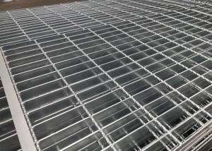 Quality Serrated 30*100mm Hot Dip Galvanized Steel Grating High Strength for sale