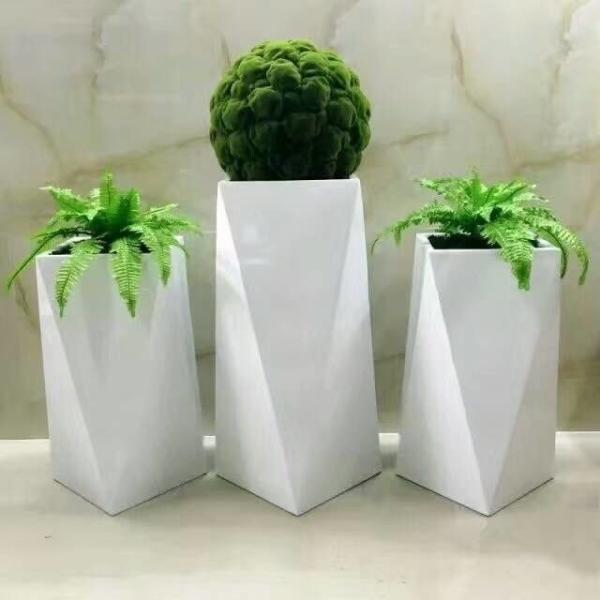 Round Fiberglass Planter Pots Handmade For Outdoor Garden Decorative