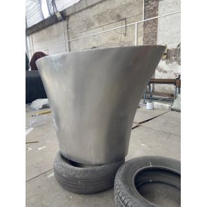 Stainless Steel Metal Bar Furniture Sculptures Hotel Front Drinking Table