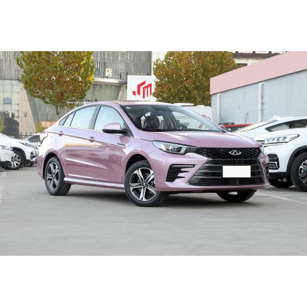 Family Fuel Powered Car Chery Arrizo 5 Plus Automobile 5 Seats Sedan 1.5L Engine