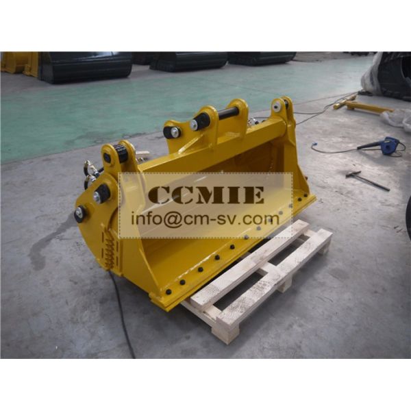 LW300FN RED XCMG wheel loader spare parts bucket International express