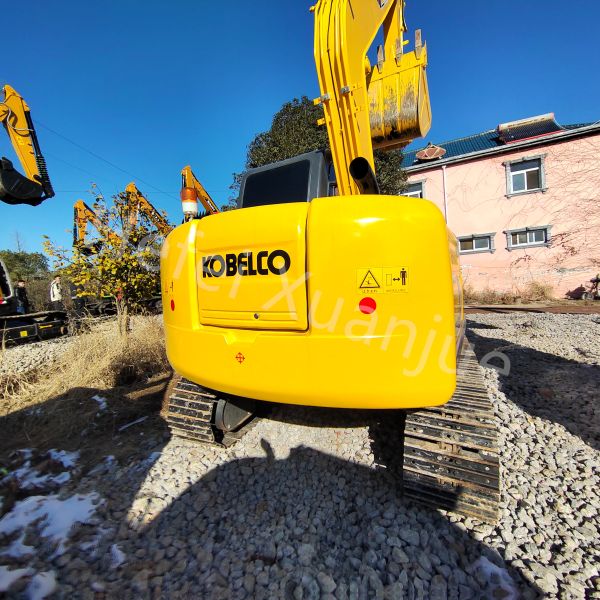 SK75 Used Kobelco Excavator Machine With 7.5 Tons Weight 2020